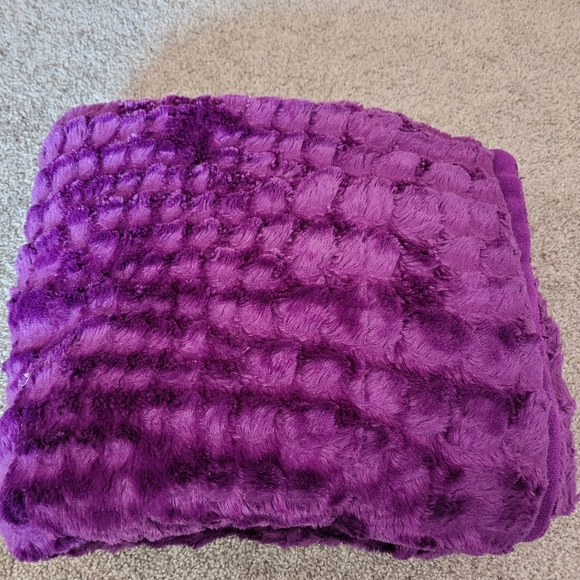 Xhilaration Other - Xhilaration Throw Blanket Purple Faux Fur 58x46